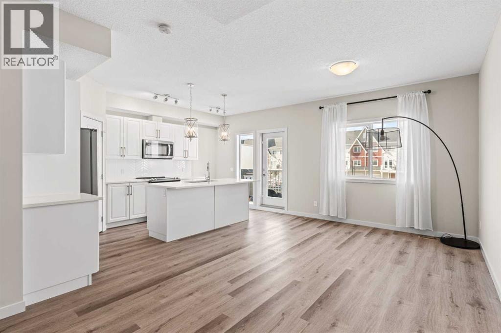 310, 32 Red Embers Parade NE — photo 10