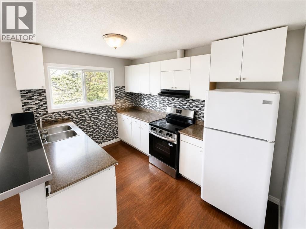 422 40 Street NE — photo 5