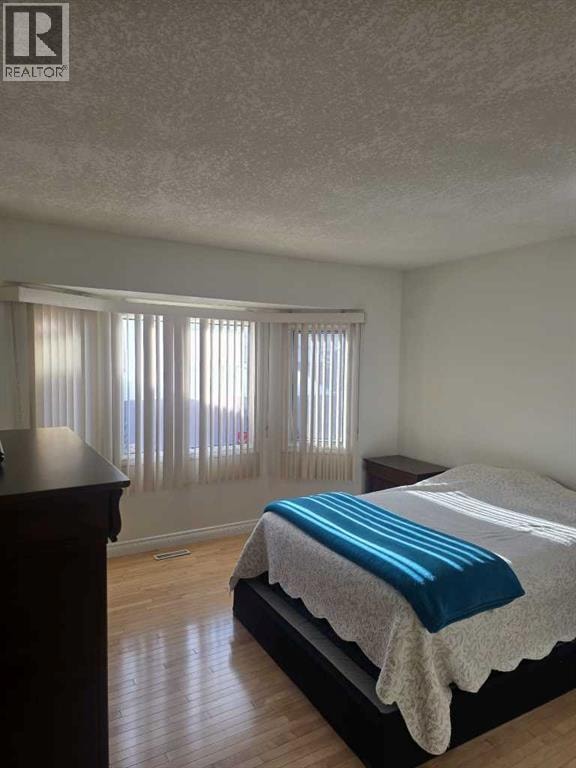 3503 48 Street NE — photo 15
