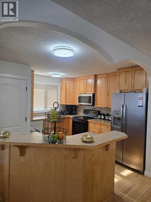 3503 48 Street NE — photo 10