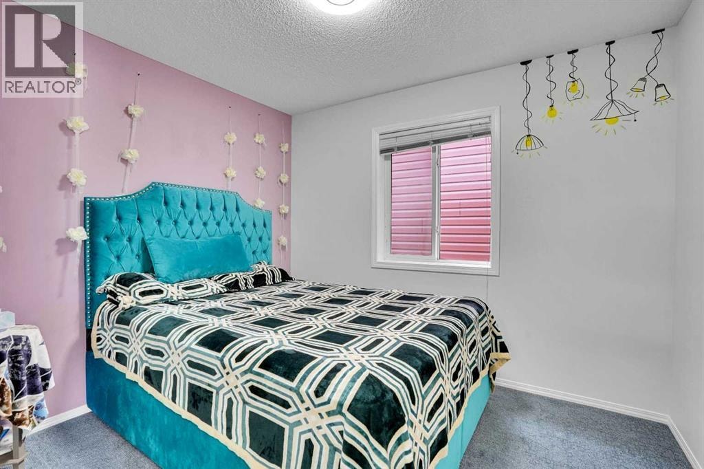 141 Saddlecrest Close NE — photo 18