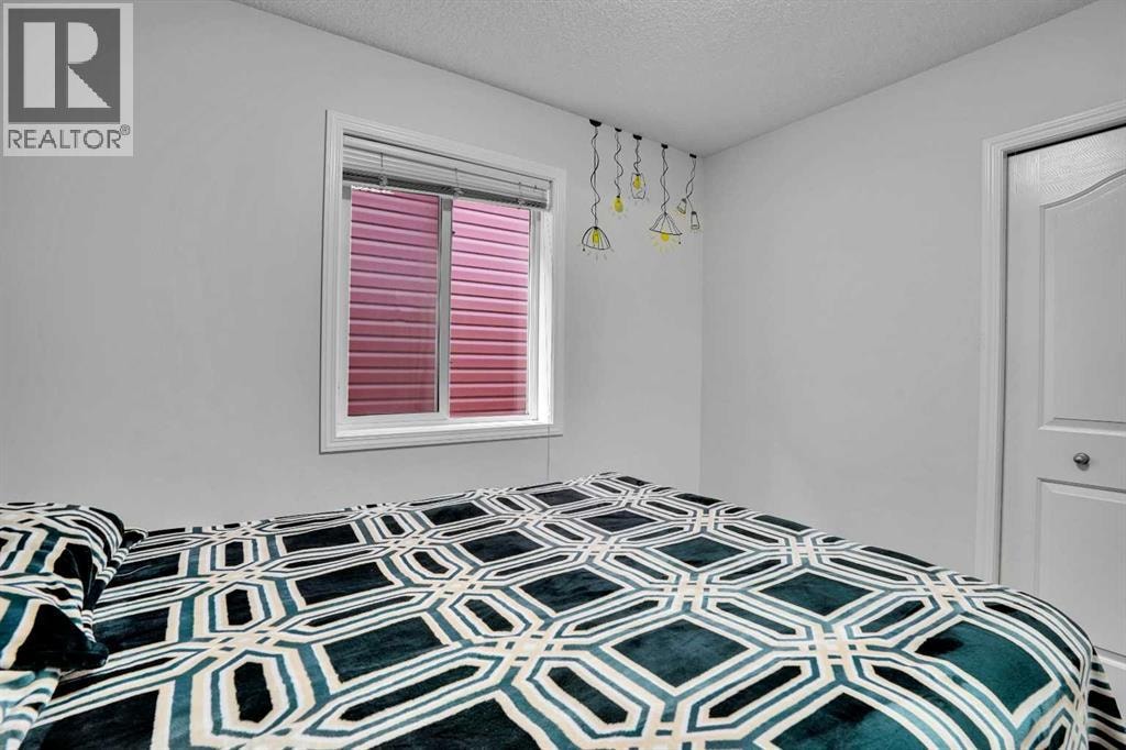 141 Saddlecrest Close NE — photo 19