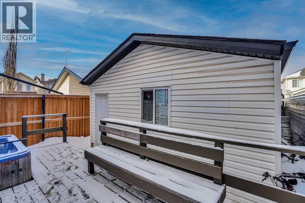 141 Saddlecrest Close NE — photo 45