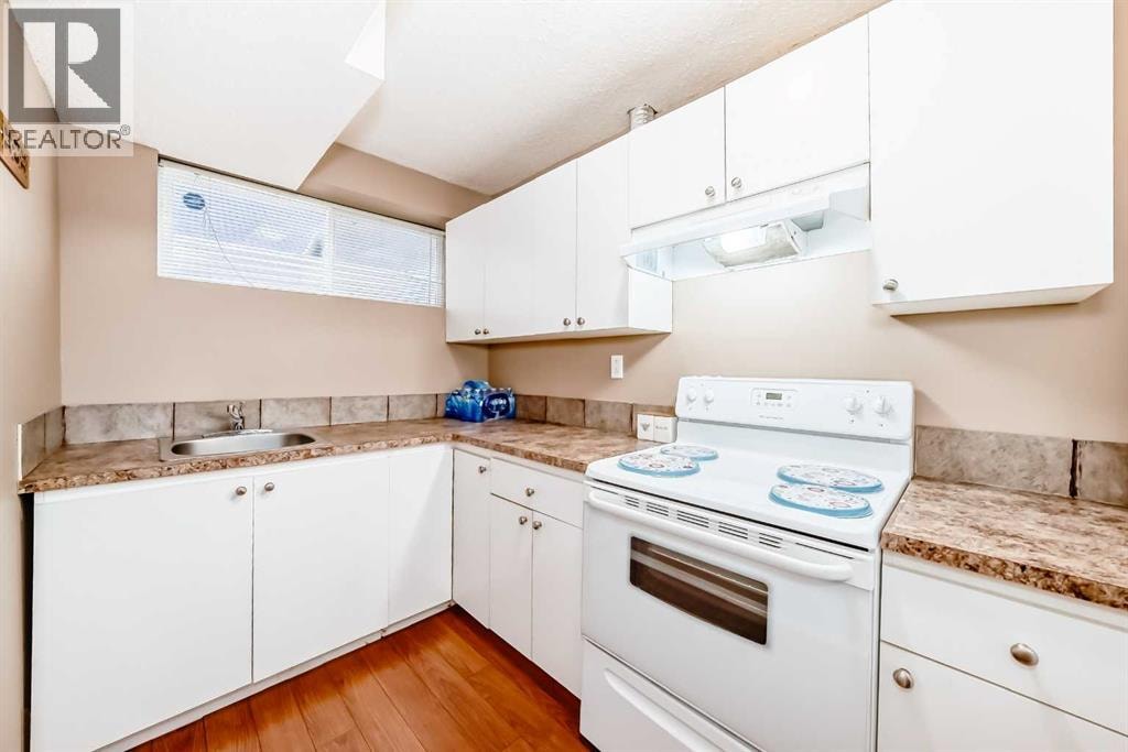 148 Saddlecrest Gardens NE — photo 33