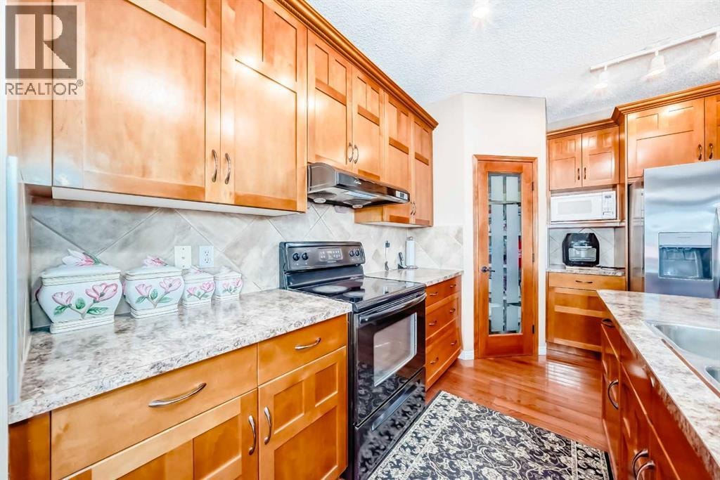 148 Saddlecrest Gardens NE — photo 8
