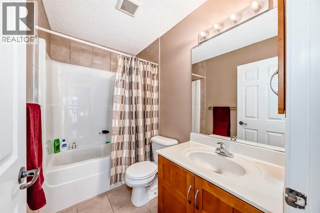 148 Saddlecrest Gardens NE — photo 28