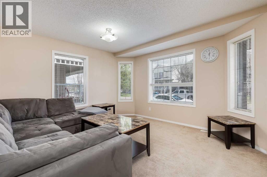31 Taralake Gardens NE — photo 4