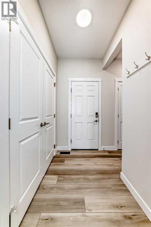 55 Silver Spruce Grove SW — photo 21