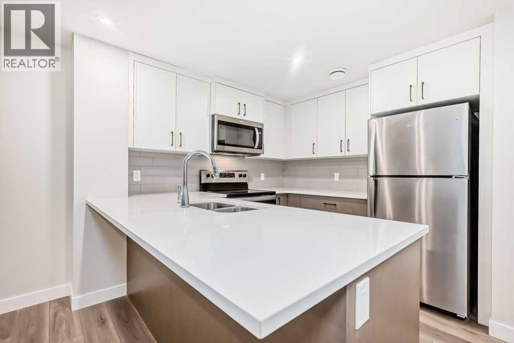 55 Silver Spruce Grove SW — photo 38