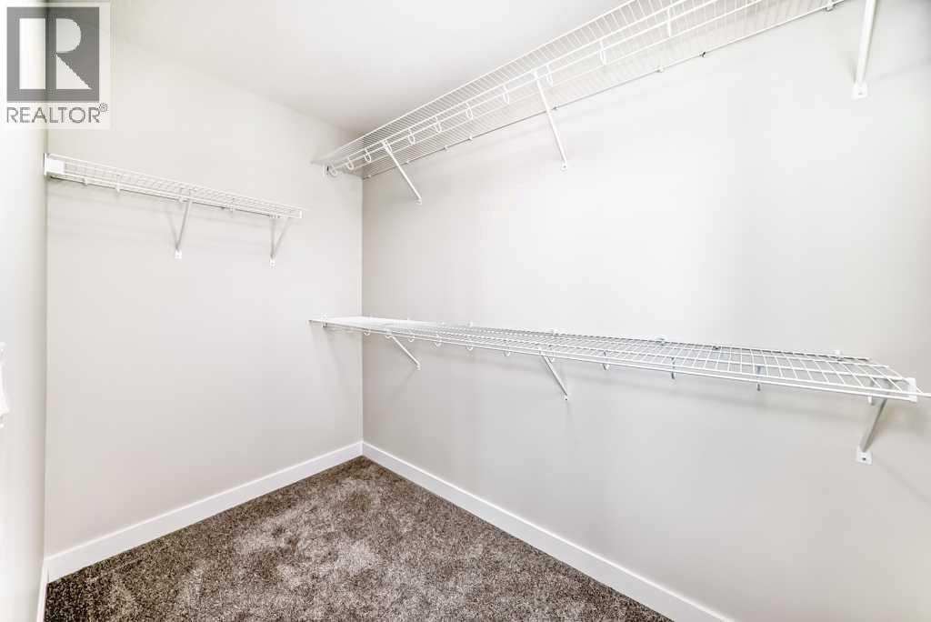 55 Silver Spruce Grove SW — photo 28