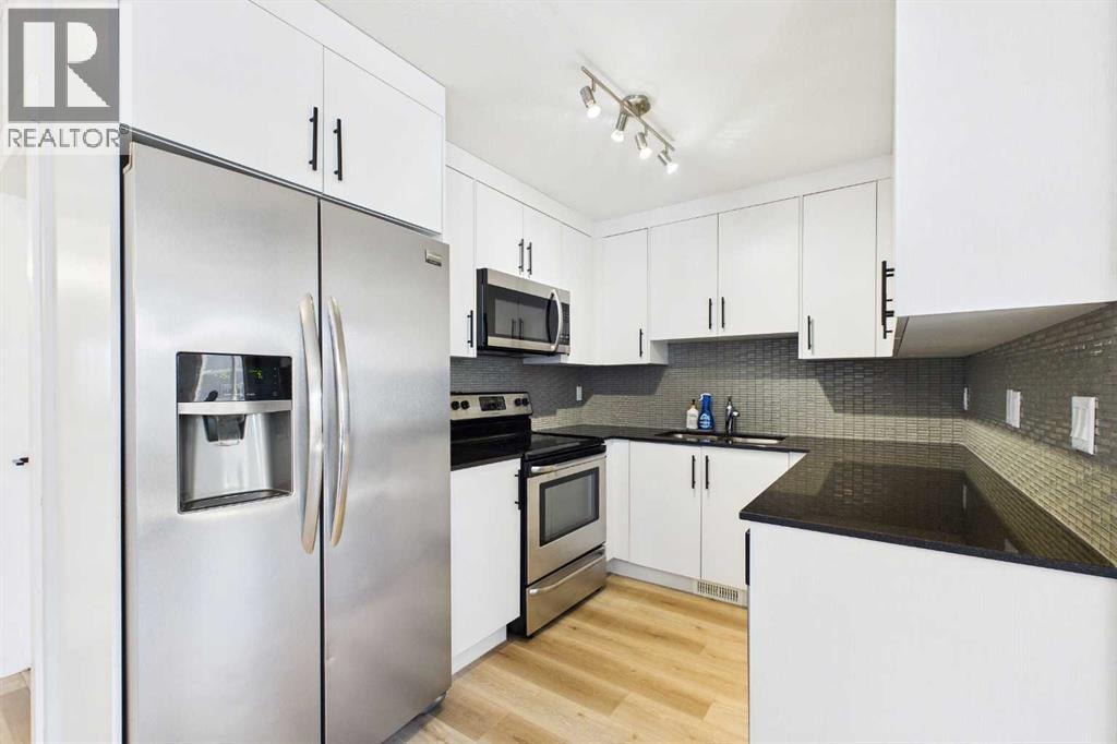1, 67 West Coach Manor SW — photo 10