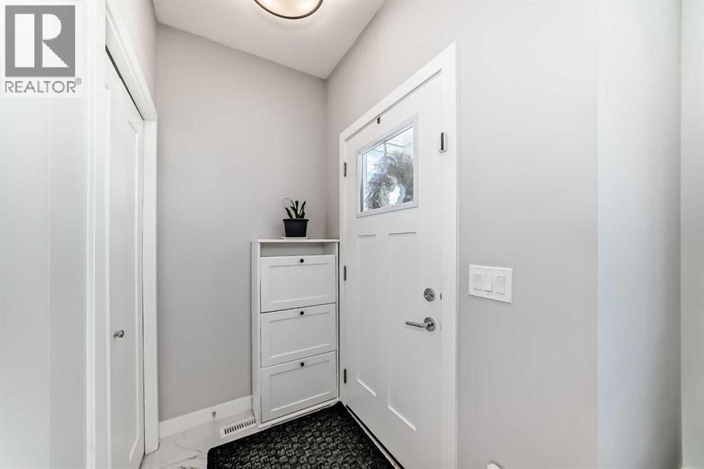 120 CHELSEA Drive — photo 5