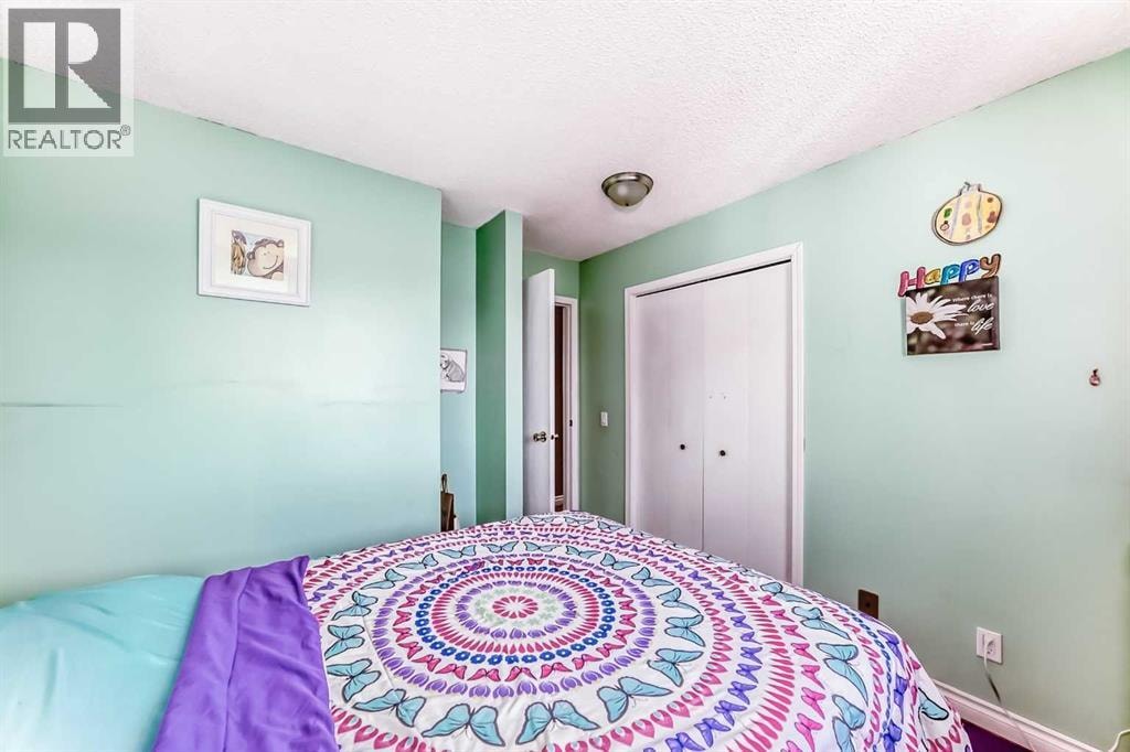 4821 60 Street NE — photo 24