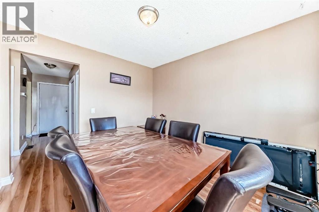 4821 60 Street NE — photo 11