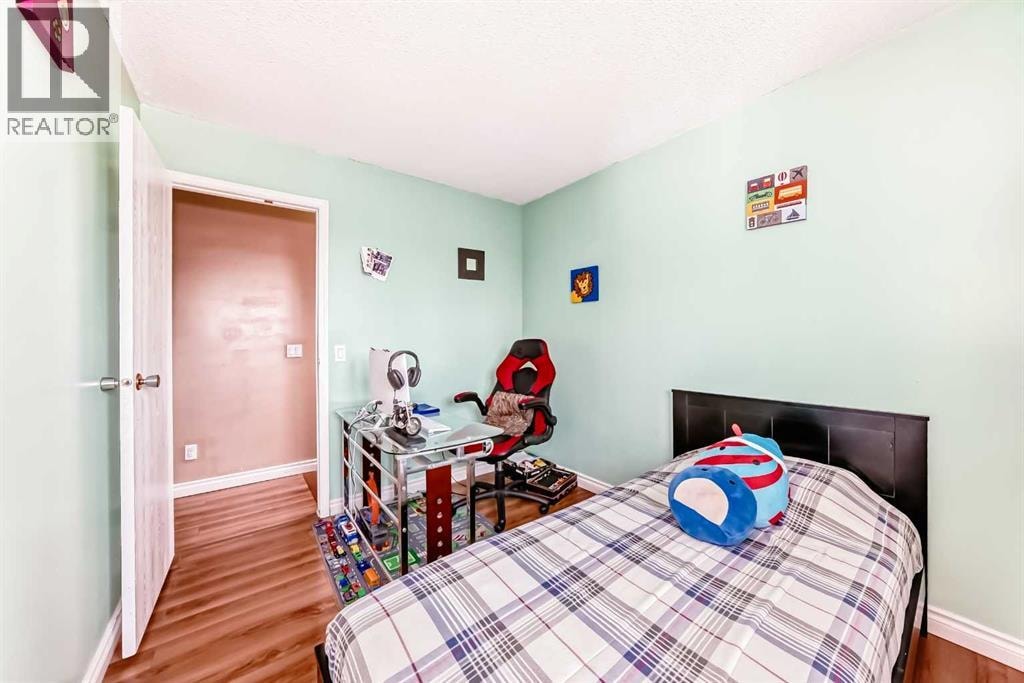 4821 60 Street NE — photo 26