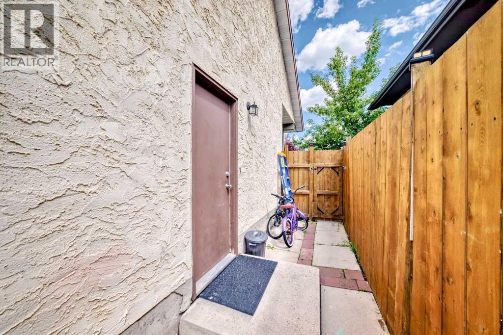 4821 60 Street NE — photo 40