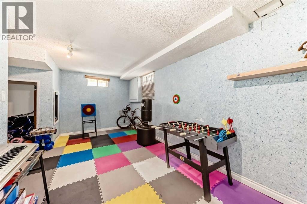 4821 60 Street NE — photo 34