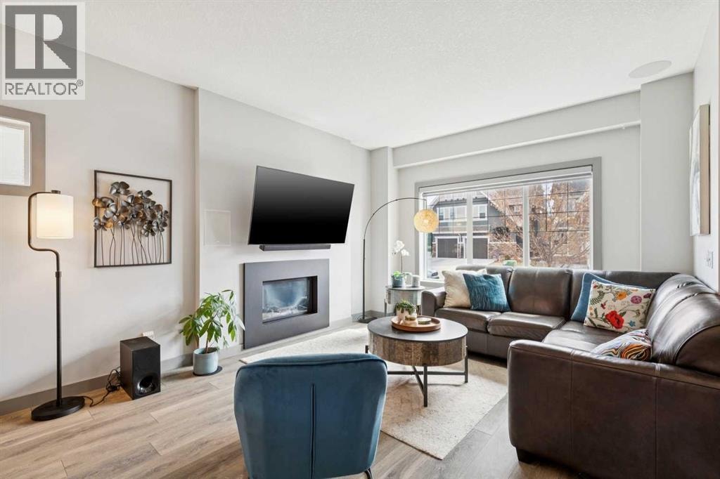216 Mahogany Grove SE — photo 9