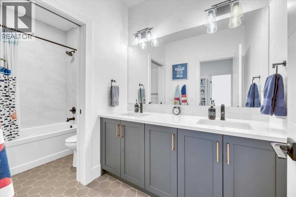 411 Marina Grove SE — photo 41
