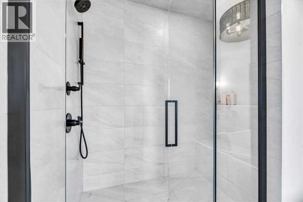 411 Marina Grove SE — photo 36