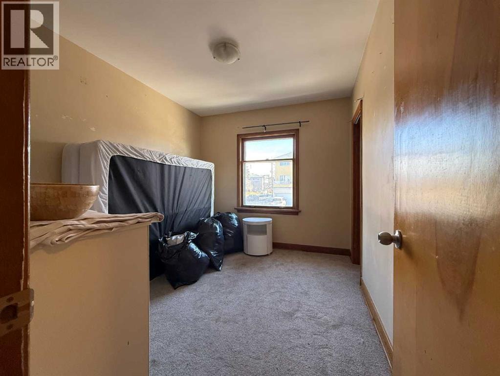 1607 25 Avenue SW — photo 24