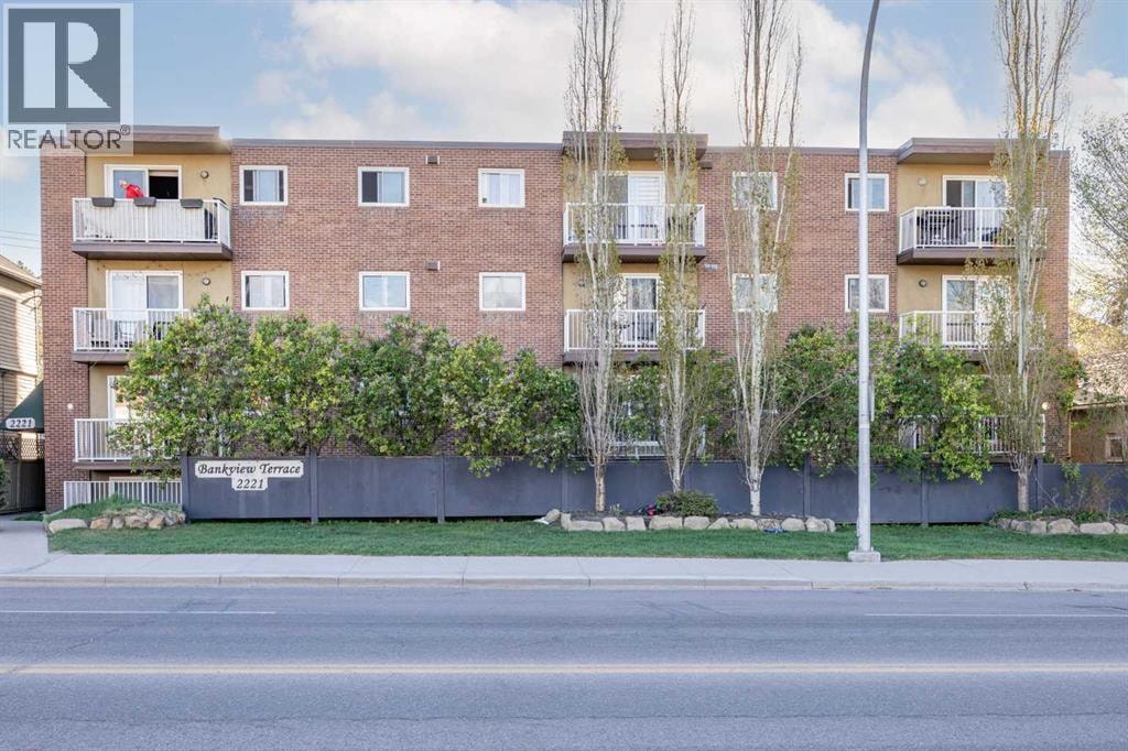 101, 2221 14 Street SW — photo 1