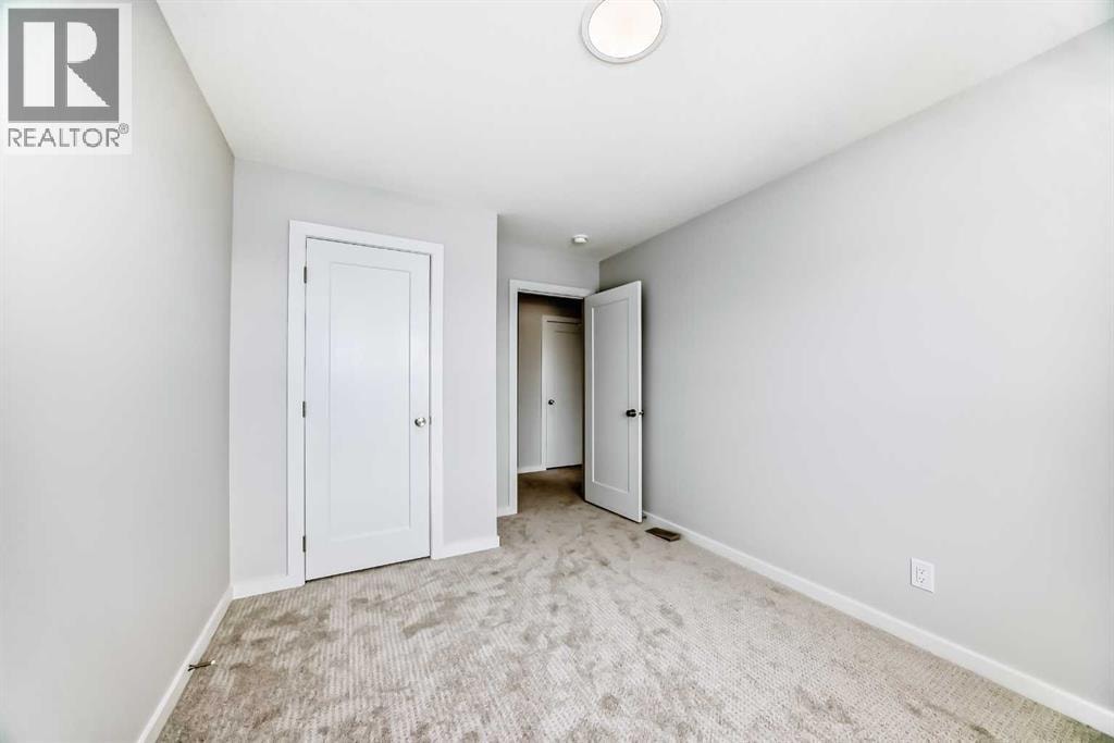 203 Langwell Common SE — photo 40