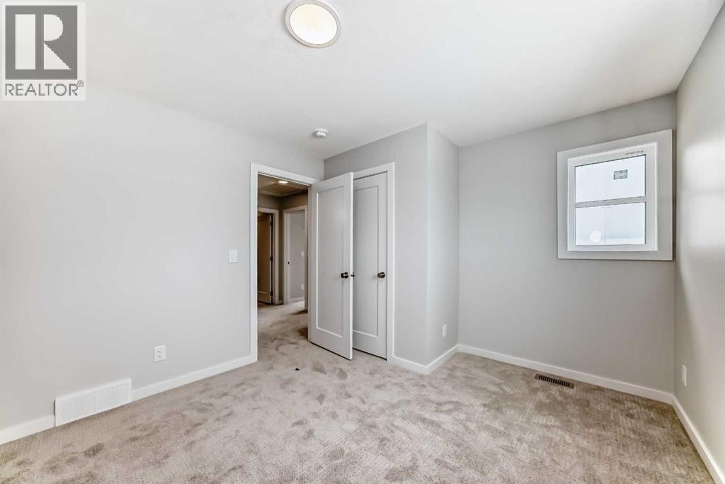 203 Langwell Common SE — photo 37