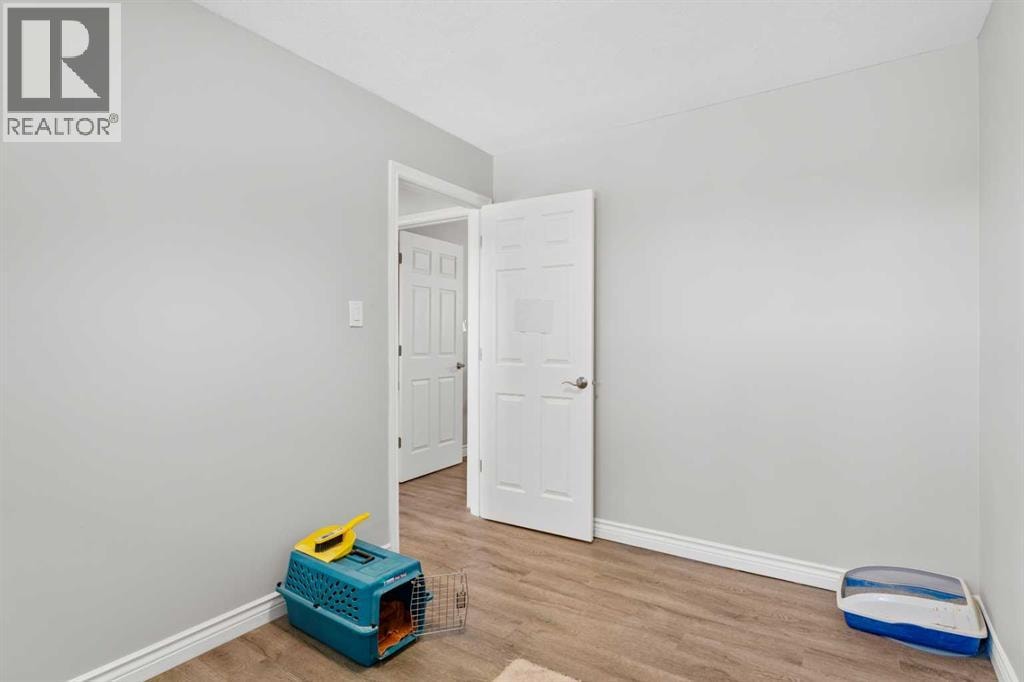 321 Haddon Road SW — photo 20