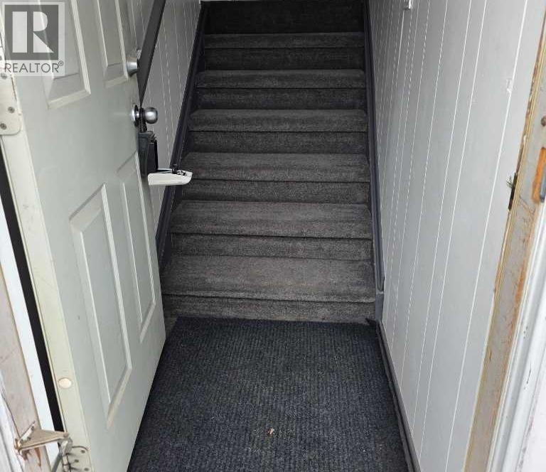 2822 13 Avenue SE — photo 3