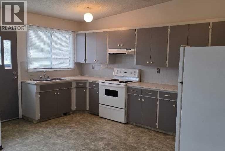 2822 13 Avenue SE — photo 7