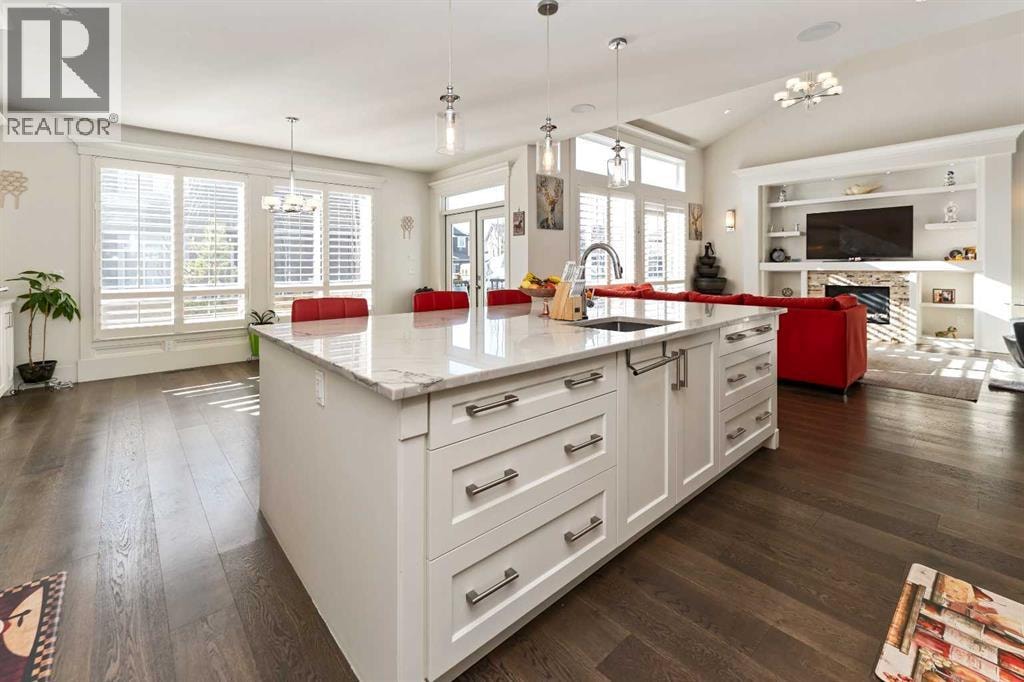 129 Kinniburgh Gardens — photo 8