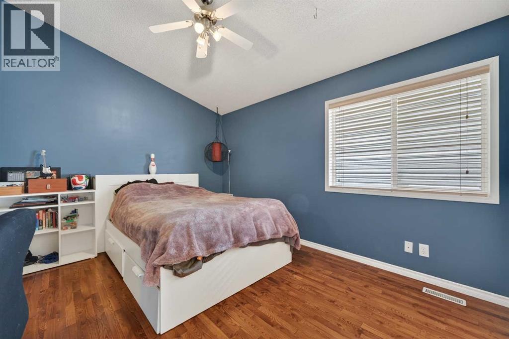 44 Bridlepost Green SW — photo 15