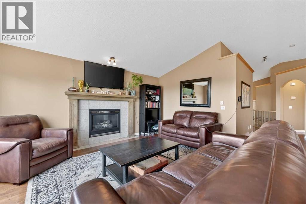 44 Bridlepost Green SW — photo 13