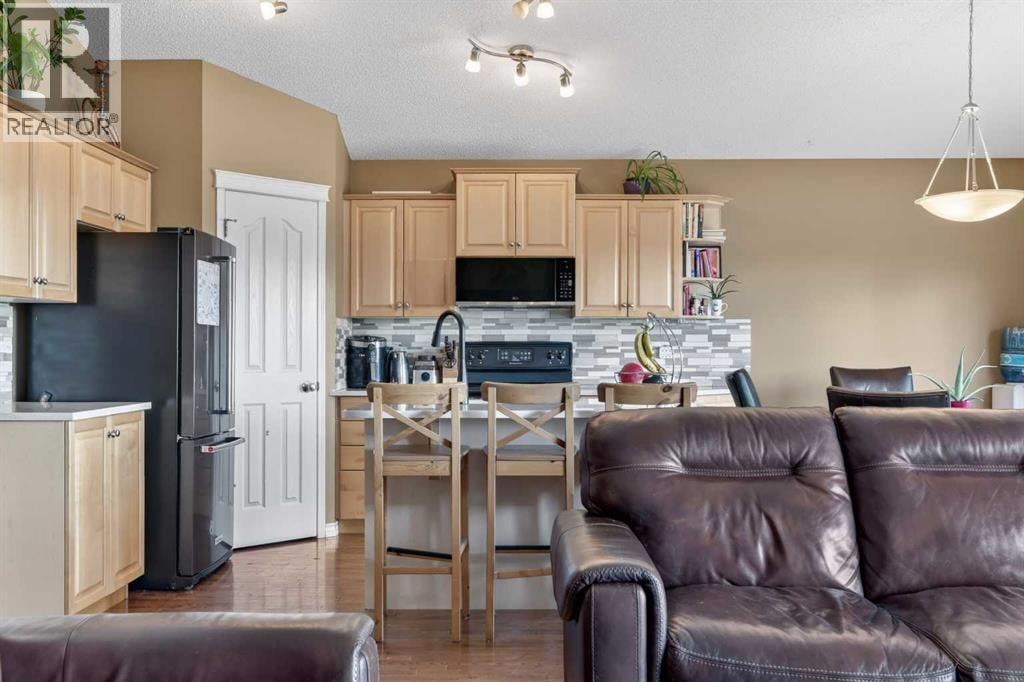 44 Bridlepost Green SW — photo 8