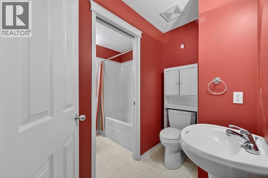 44 Bridlepost Green SW — photo 16