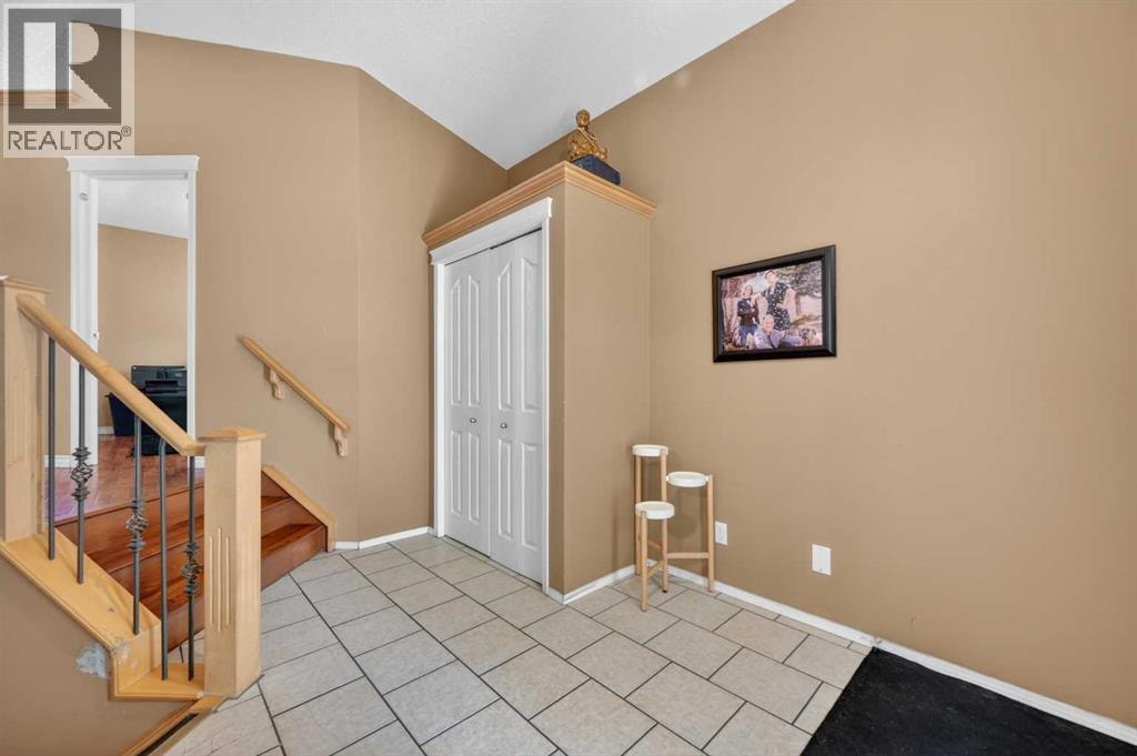 44 Bridlepost Green SW — photo 25
