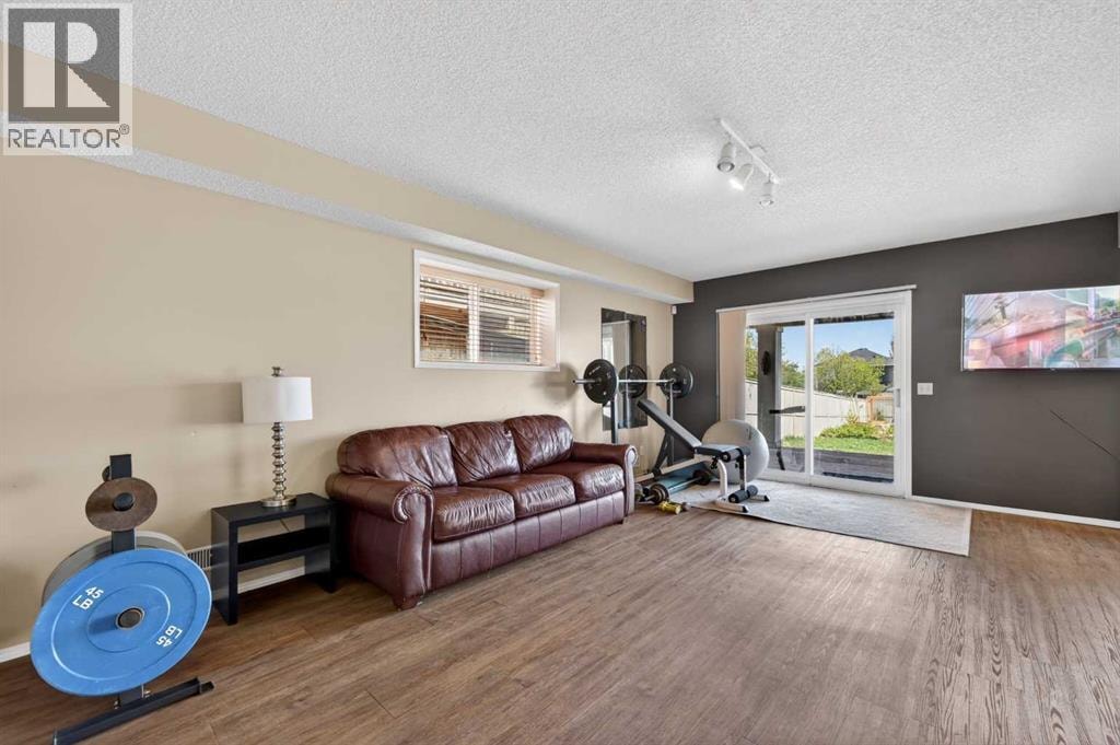 44 Bridlepost Green SW — photo 31