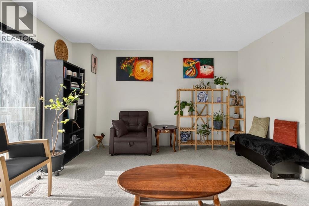31 Templeby Way NE — photo 8