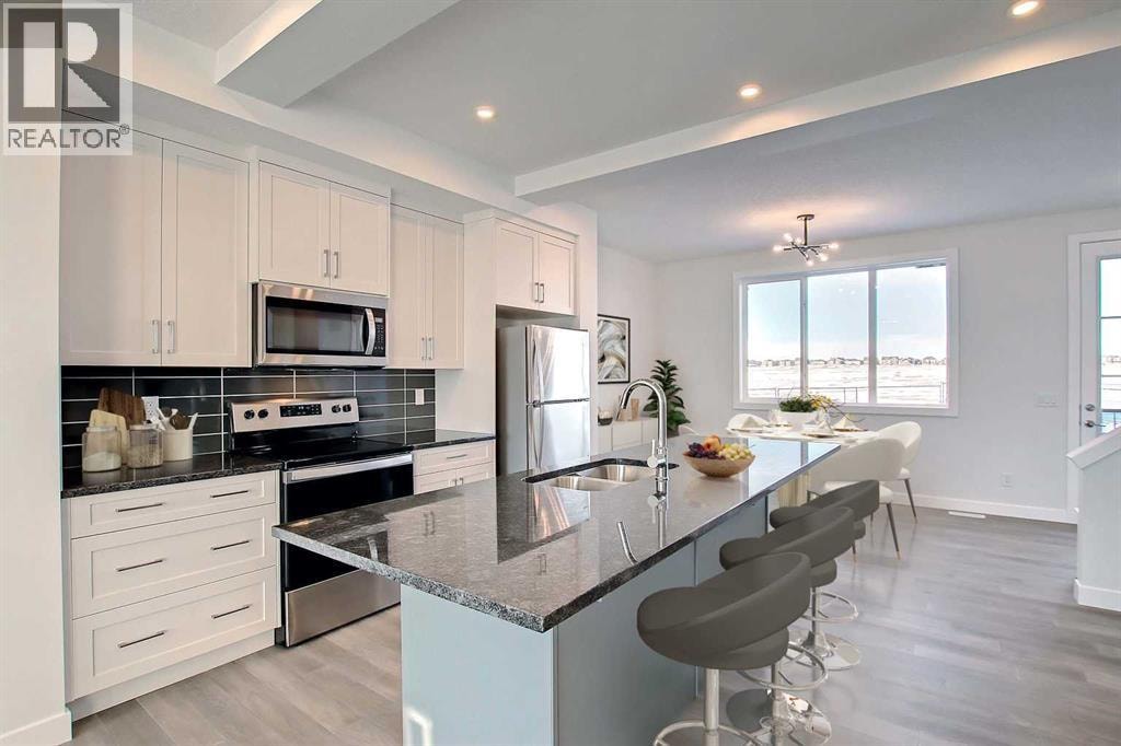 381 Waterford Boulevard — photo 2
