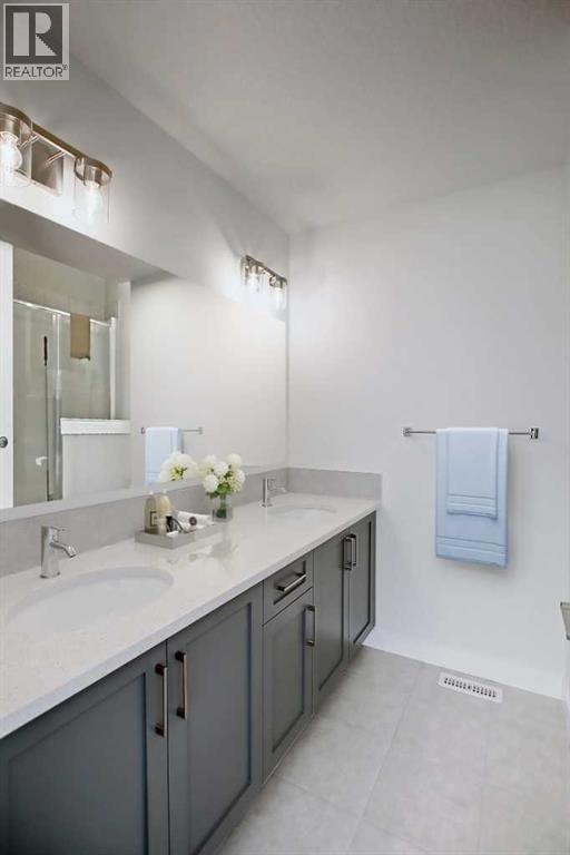381 Waterford Boulevard — photo 3