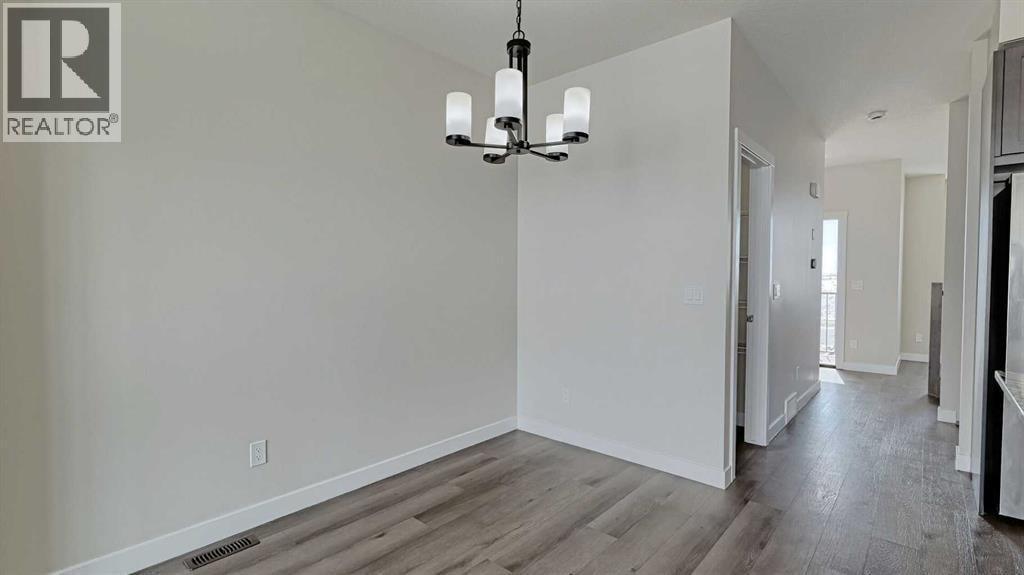 282 Alpine Avenue SW — photo 10