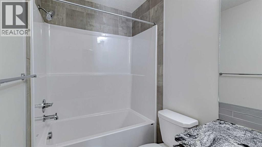 282 Alpine Avenue SW — photo 30