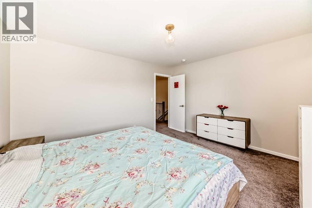 131 Carringham Road NW — photo 30