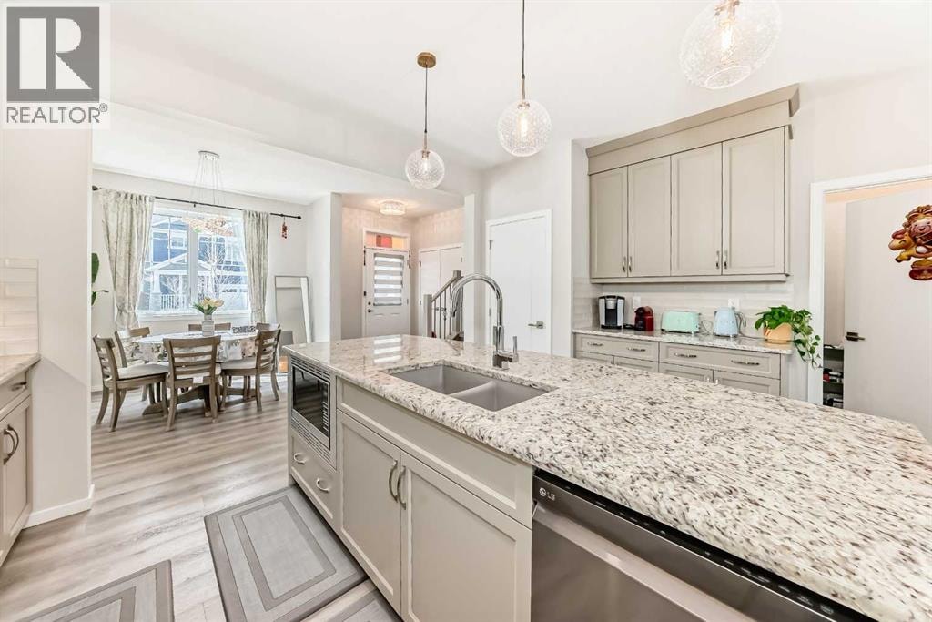 131 Carringham Road NW — photo 9