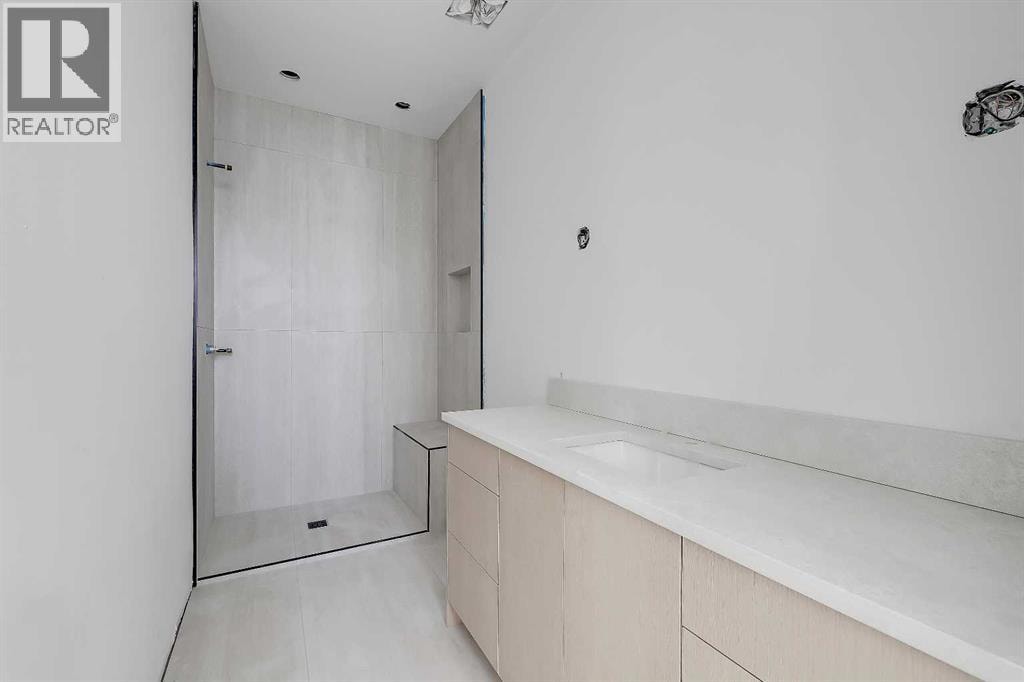 2233 2 Avenue NW — photo 34
