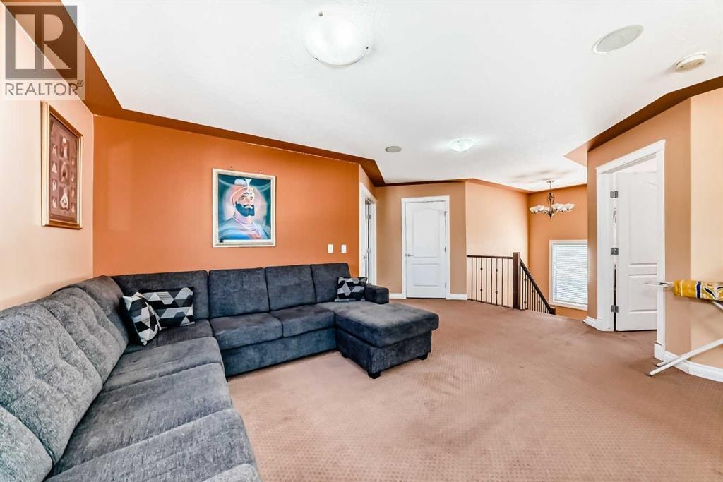 117 Saddlelake Grove NE — photo 35