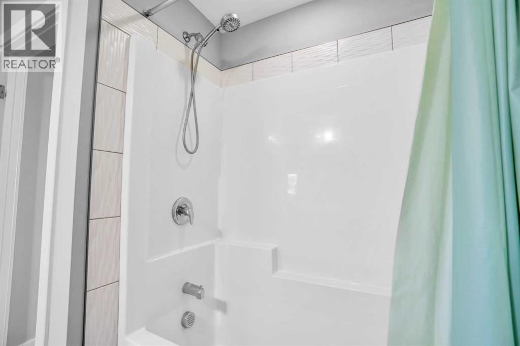 14 Evansfield Green NW — photo 37