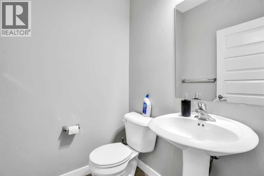 14 Evansfield Green NW — photo 7