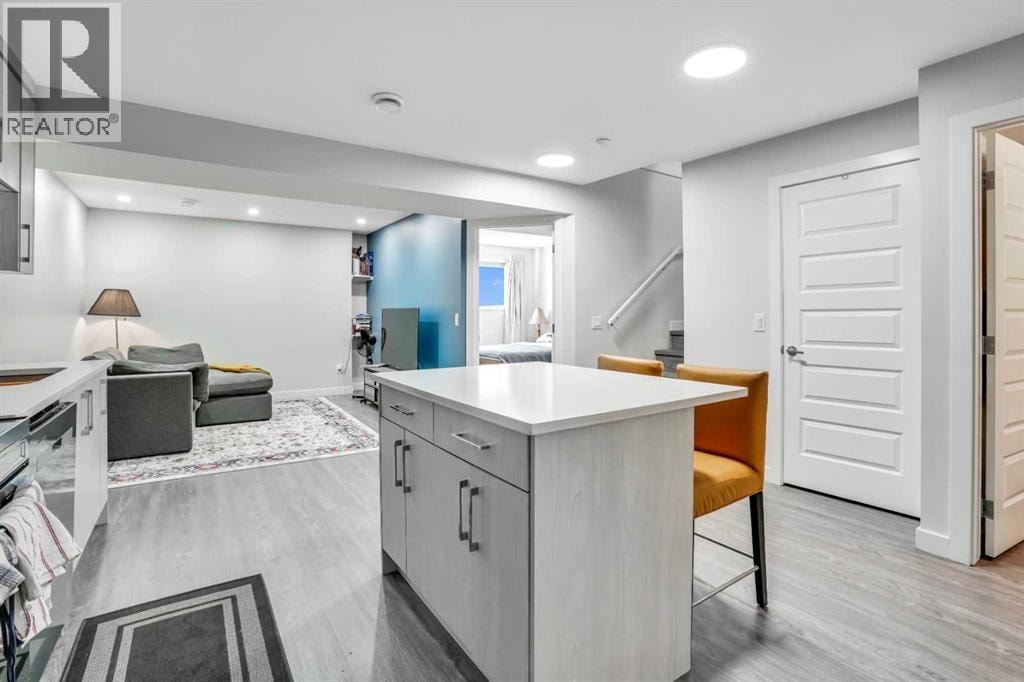 14 Evansfield Green NW — photo 41